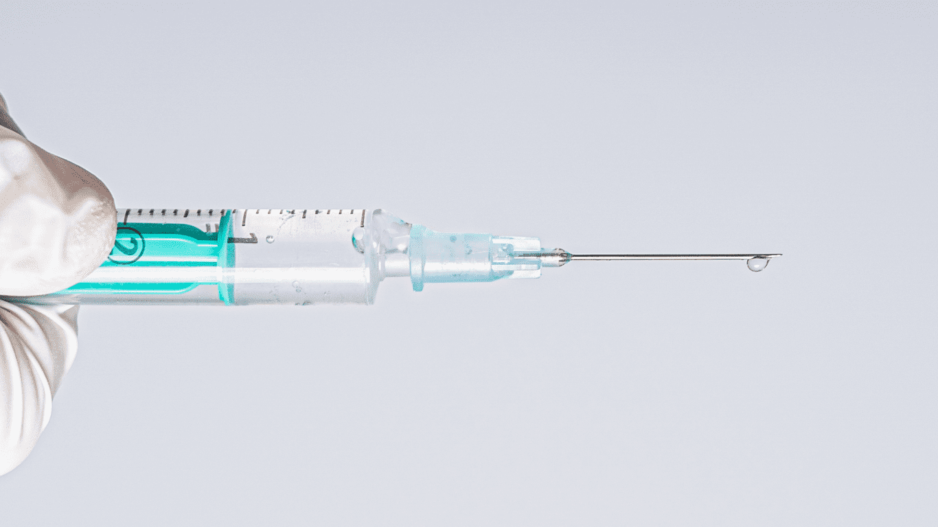 seringa para aplicar urofill, tratamento diferente da prótese peniana