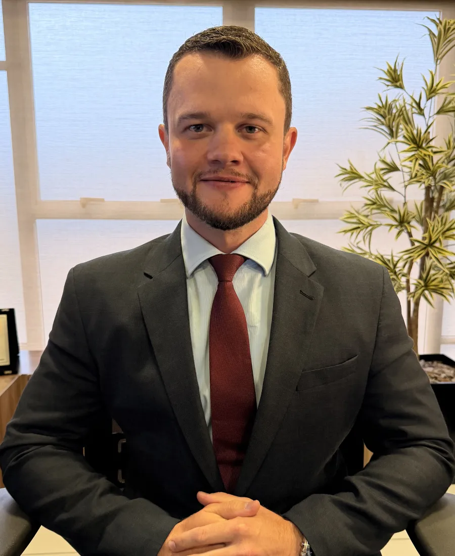 Dr. Tiago Mierzwa - Especialista em Faloplastia