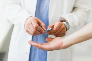Dia Nacional sobre o Uso Racional de Medicamentos: Perigos do Uso Indiscriminado de Hormônios e a Importância da Orientação Médica ​